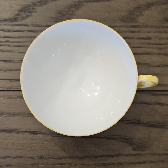 Vintage Teacup and Saucer Set - Cream And Gold - Handpainted - Picture 5 of 14